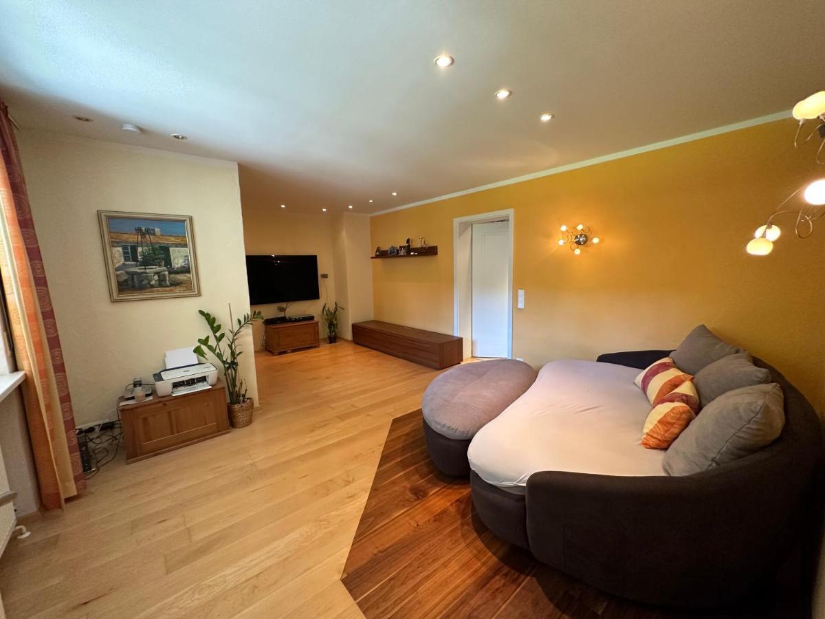 Lisa Apartment *